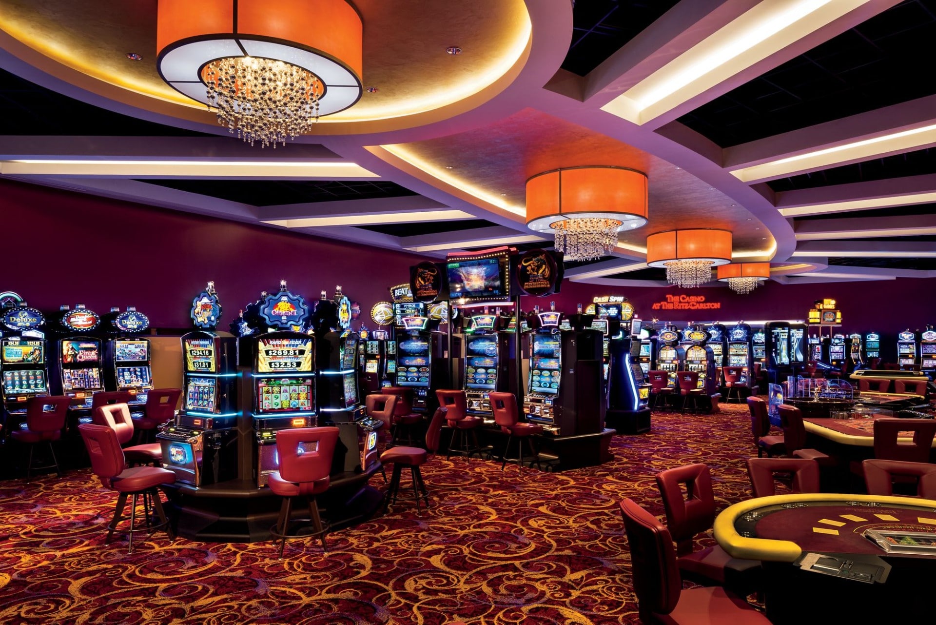 Poker Ellerinizi Değerlendirme Rehberi: Kazancınızı Maksimize Edin